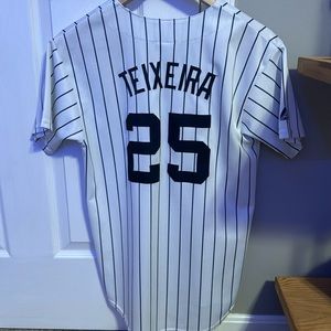 Men’s yankee jersey